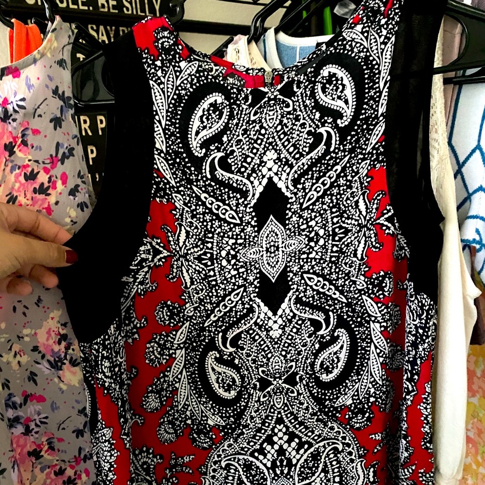 Business causal tank